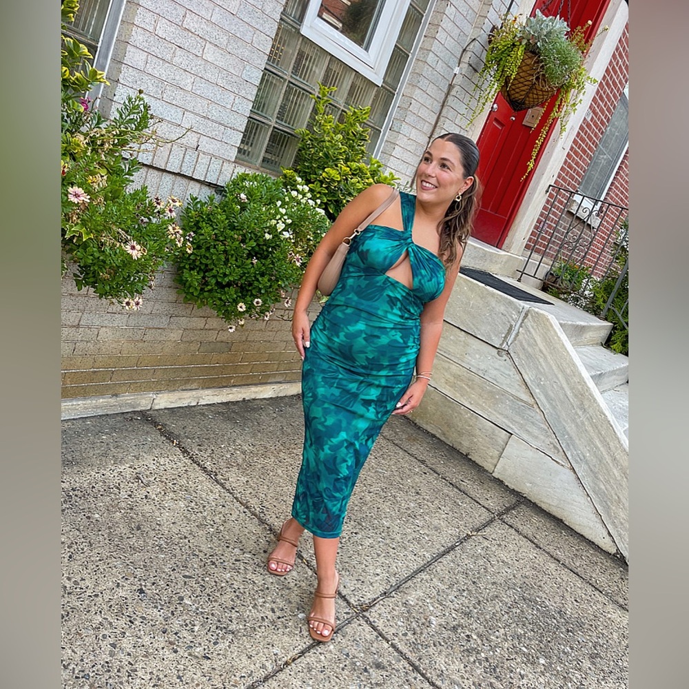 Meet your Posher, Angie